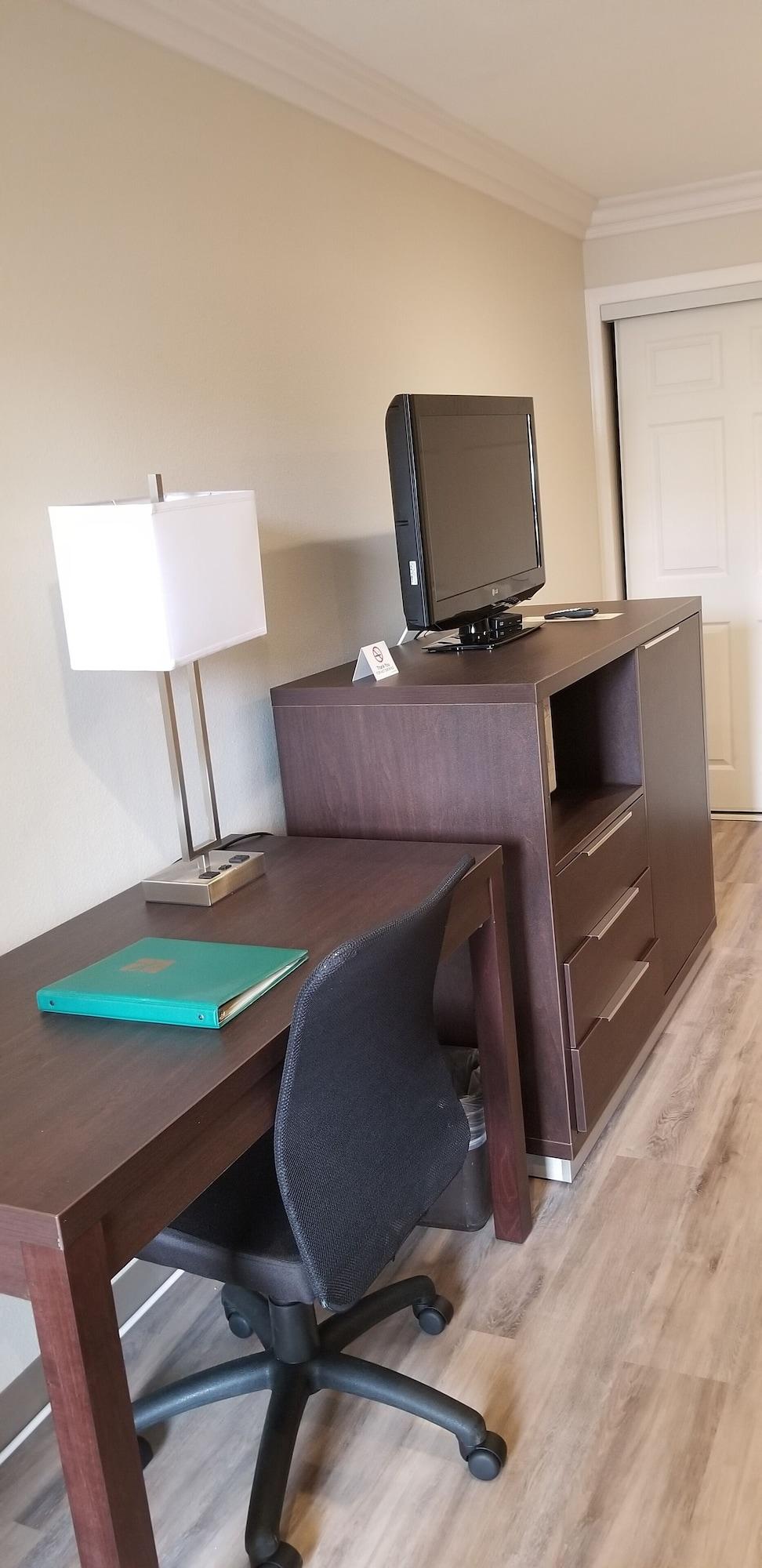 Quality Inn Long Beach - Signal Hill Экстерьер фото