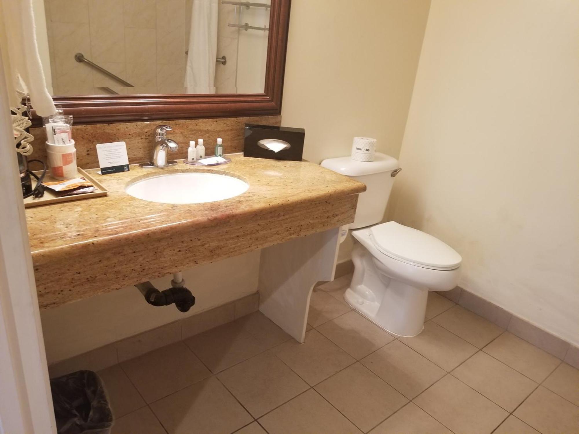 Quality Inn Long Beach - Signal Hill Номер фото