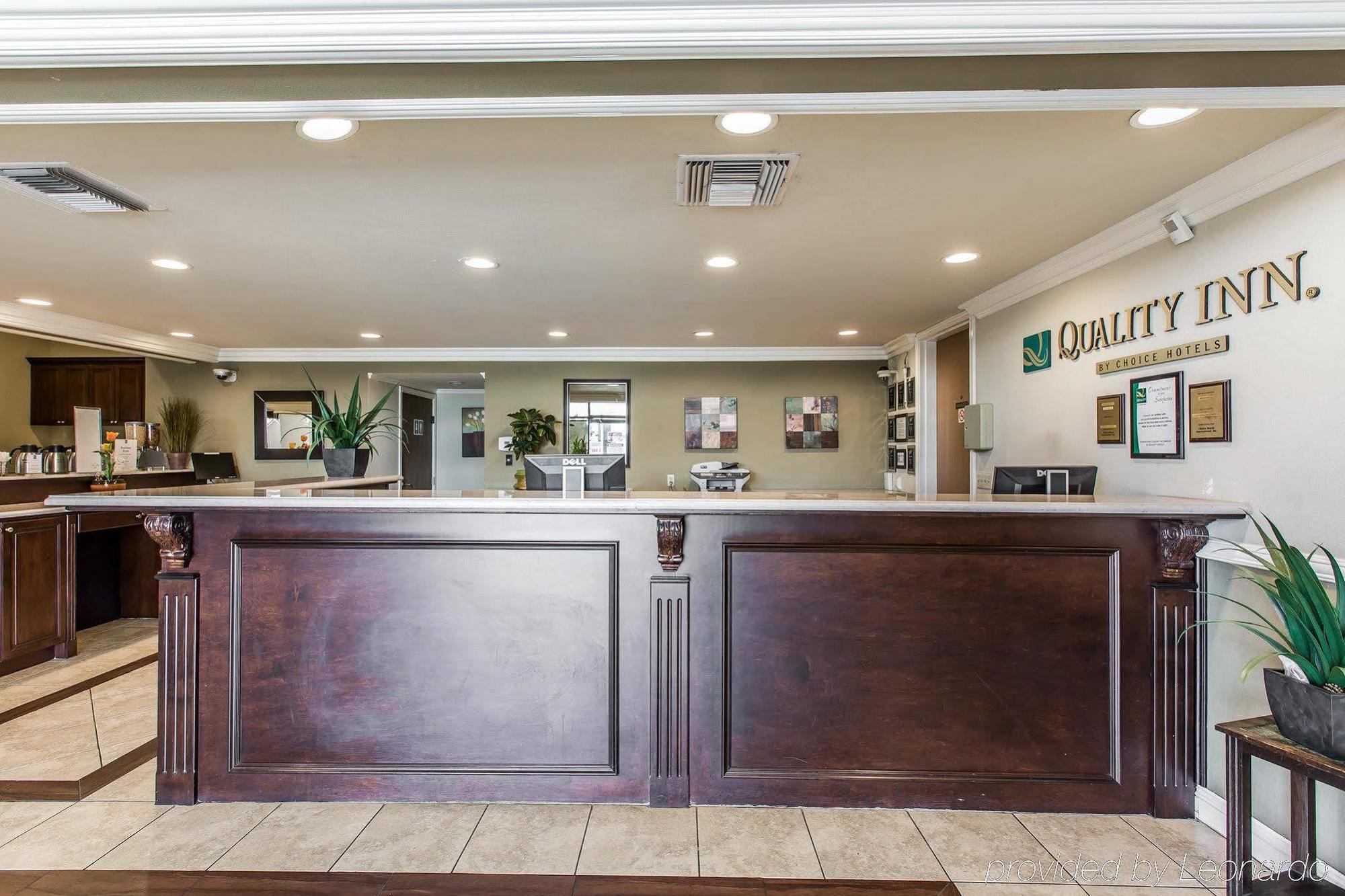 Quality Inn Long Beach - Signal Hill Экстерьер фото
